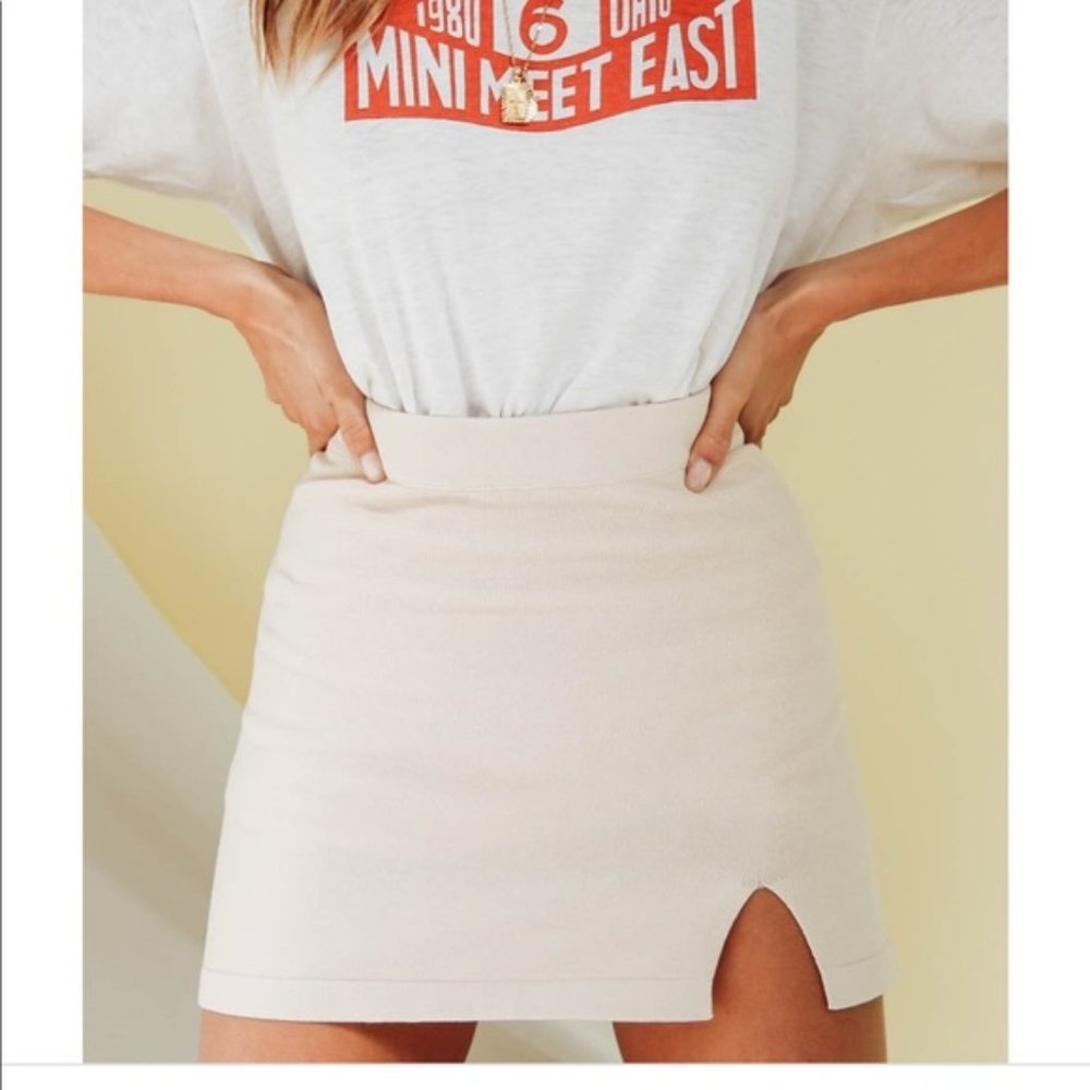 Cream Beige Verge Girl Knit Mini Skirt